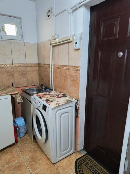 Garsonieră semidecomandată în CET