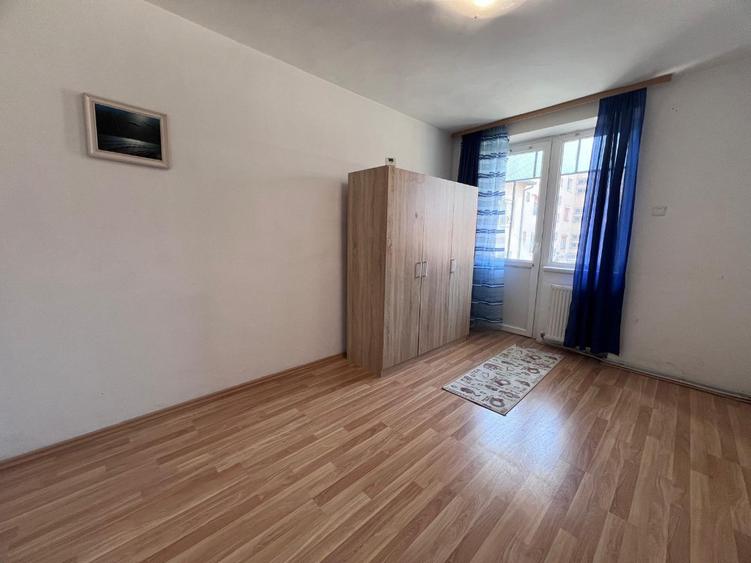 Apartament cu 2 camere semidecomandat în Ultracentral