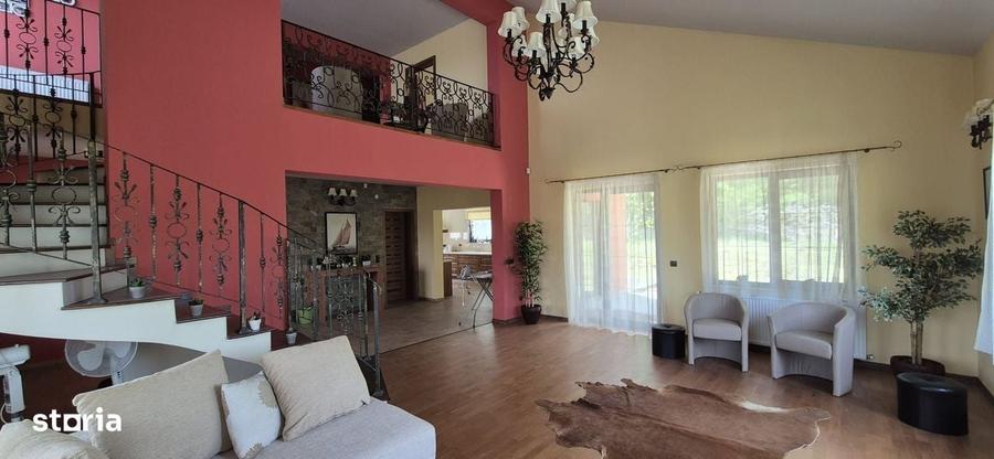 Casă cu 4 camere în Bozeni