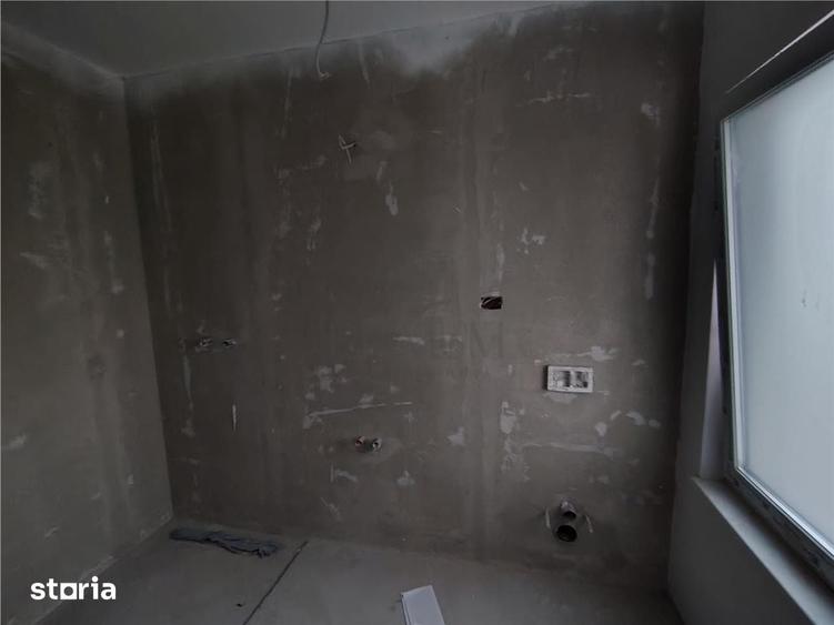 Casă cu 4 camere cu Teren 350 Mp în Central