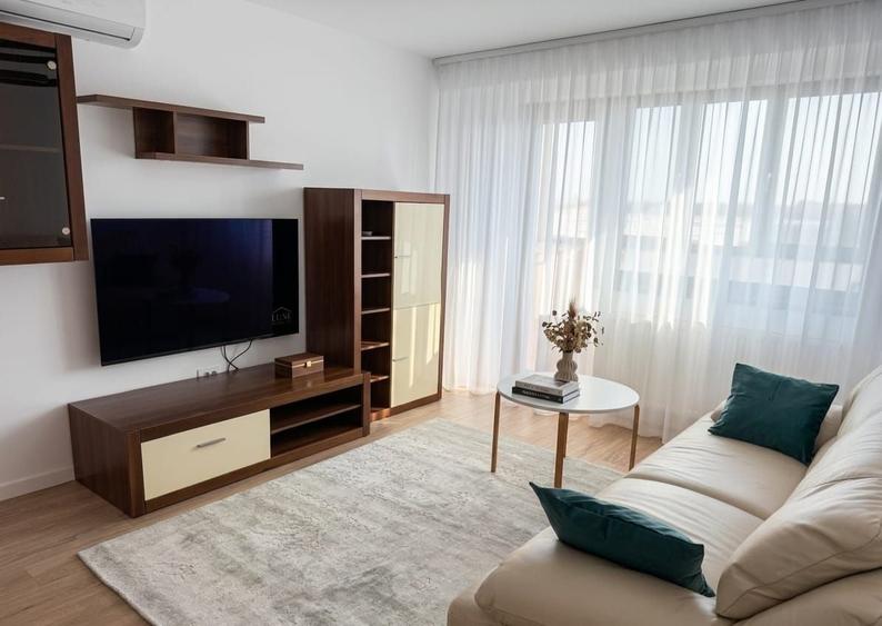 Apartament cu 3 camere decomandat, mobilat în Tomis III