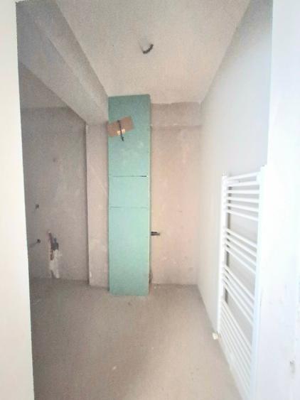 Apartament cu 2 camere semidecomandat în Florești