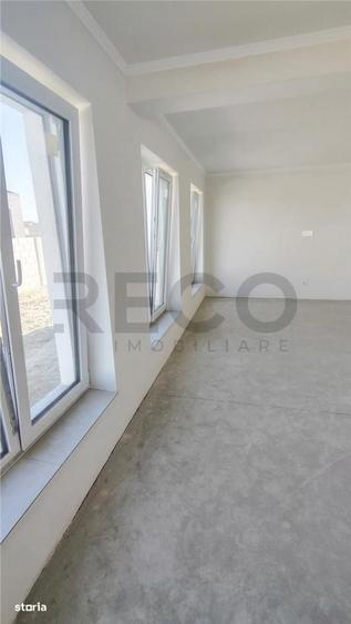 Casă cu 3 camere cu Teren 500 Mp în Sântandrei