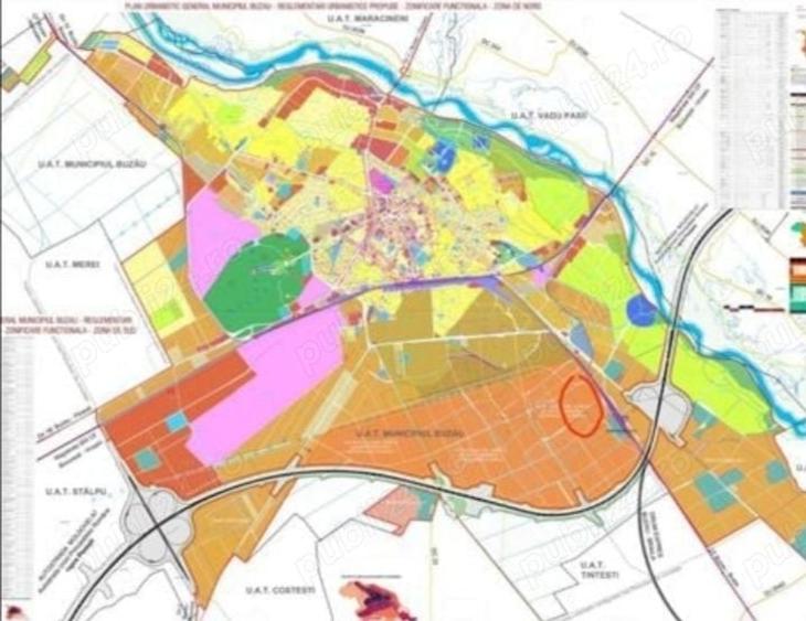 Teren de 10000 mp, în Central