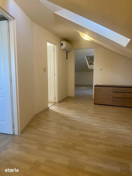 Apartament cu 3 camere în Europa