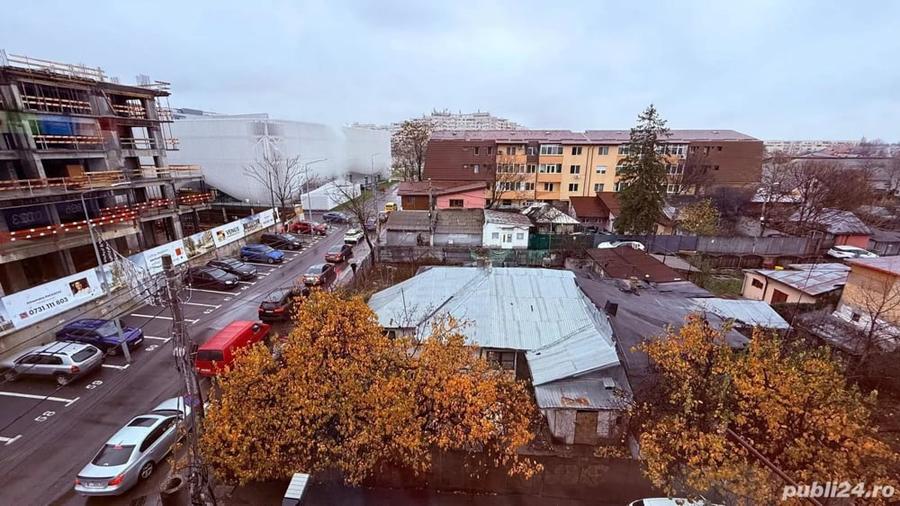 Apartament cu 3 camere decomandat, mobilat în Apărătorii Patriei