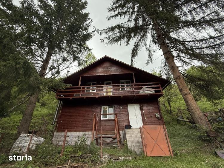 Casă cu 6 camere cu Teren 386 Mp în Băișoara
