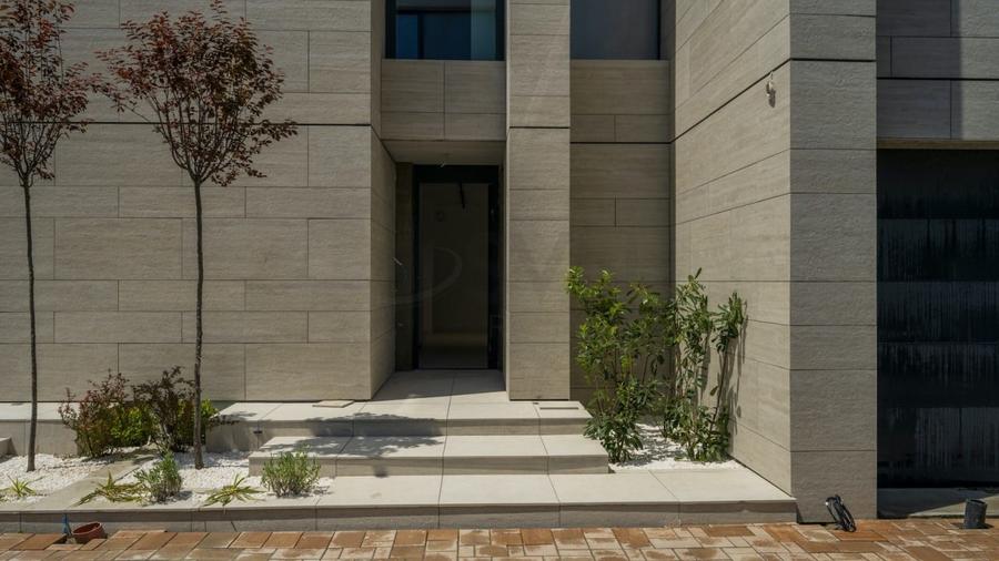 Casă individuală cu 6 camere cu Piscina în Băneasa