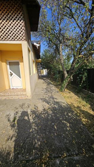 Casă cu 3 camere în Târgșoru Vechi