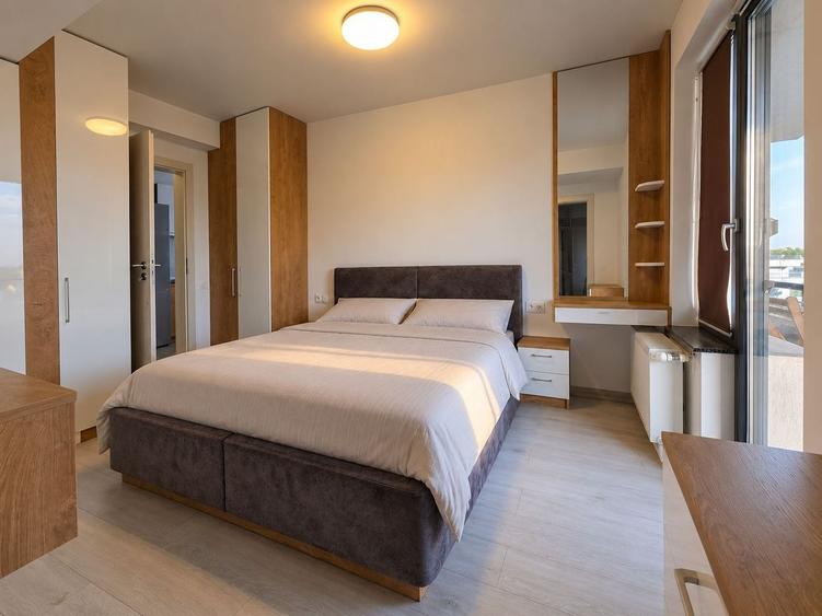 Apartament cu 3 camere decomandat, mobilat în Pipera