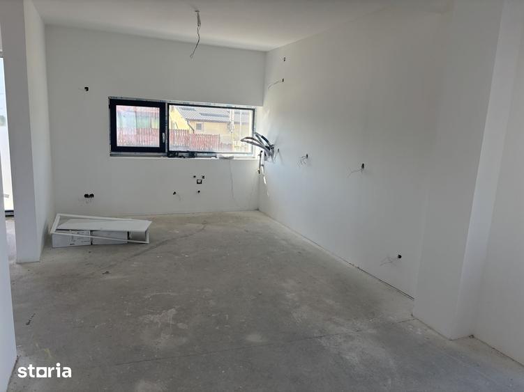 Casă cu 4 camere cu Teren 500 Mp în Feleacu