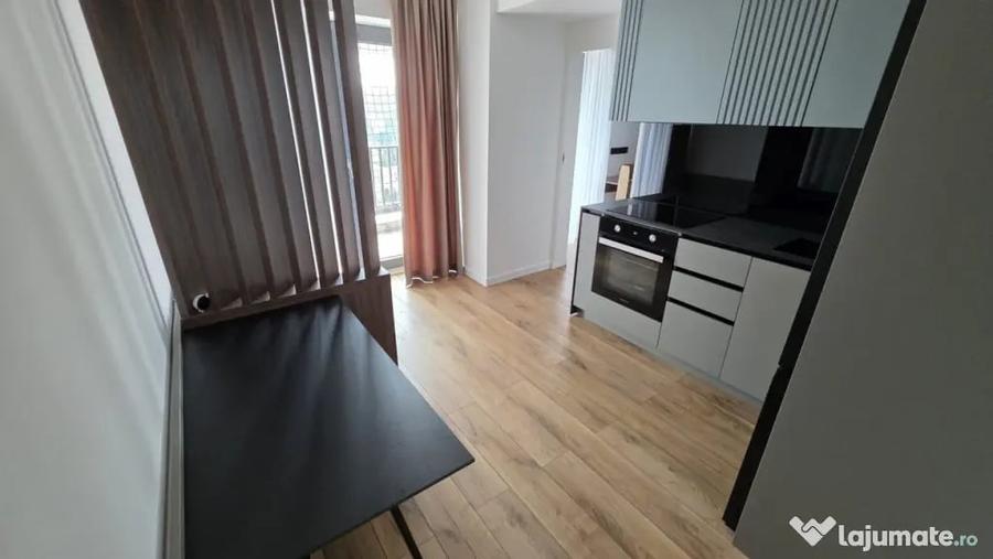 Apartament cu 2 camere semidecomandat în Florești