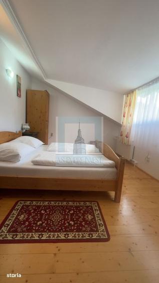 Casă cu 4 camere în Central