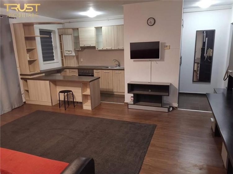 Apartament cu 2 camere semidecomandat în Florești