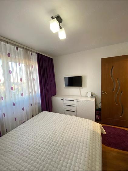 Apartament cu 2 camere decomandat în Titan