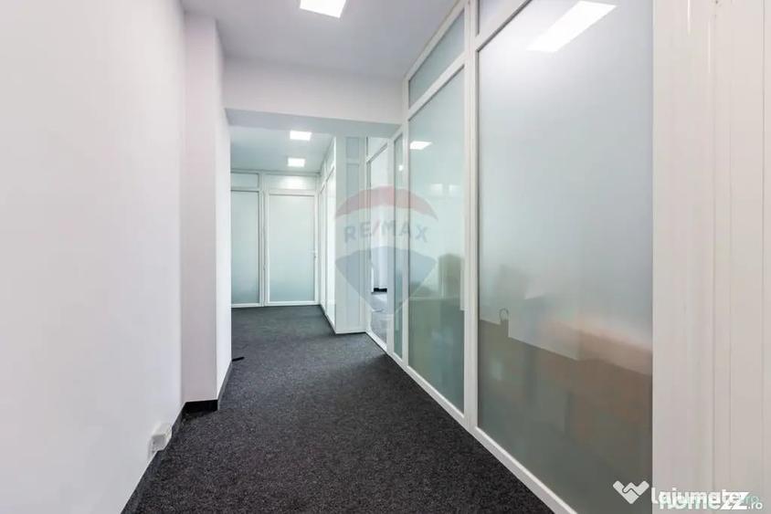 Spațiu comercial, de 240 mp, în Mihai Bravu