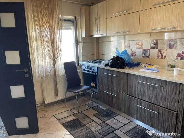 ???? Apartament 3 camere | 67 mp | 2 bai | Decomandat | Zon - 8