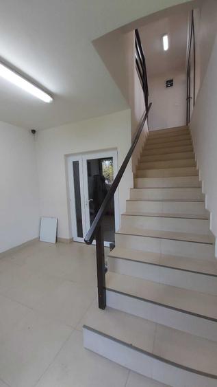 Casă cu 4 camere cu Teren 370 Mp în Central