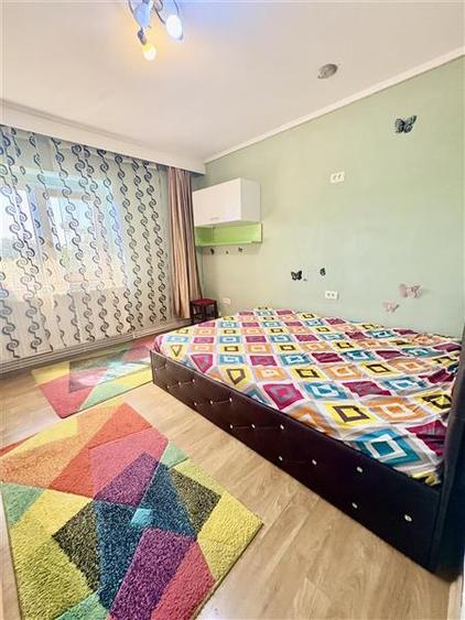 Apartament cu 2 camere decomandat, mobilat în Dacia