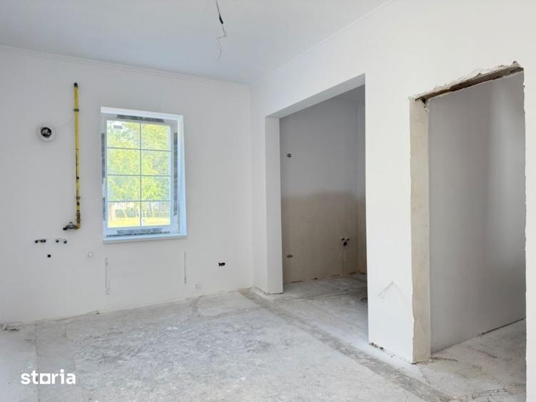 Casă cu 2 camere decomandat cu Teren 1500 Mp în Iosia