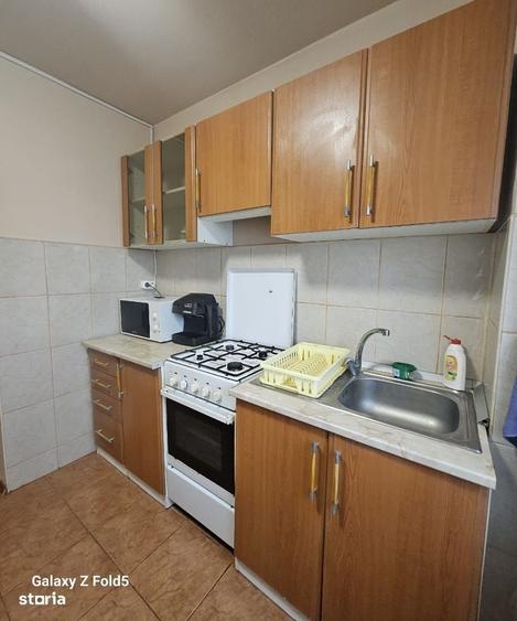 Apartament cu 2 camere de inchiriat str. Aleea Calinului - 9
