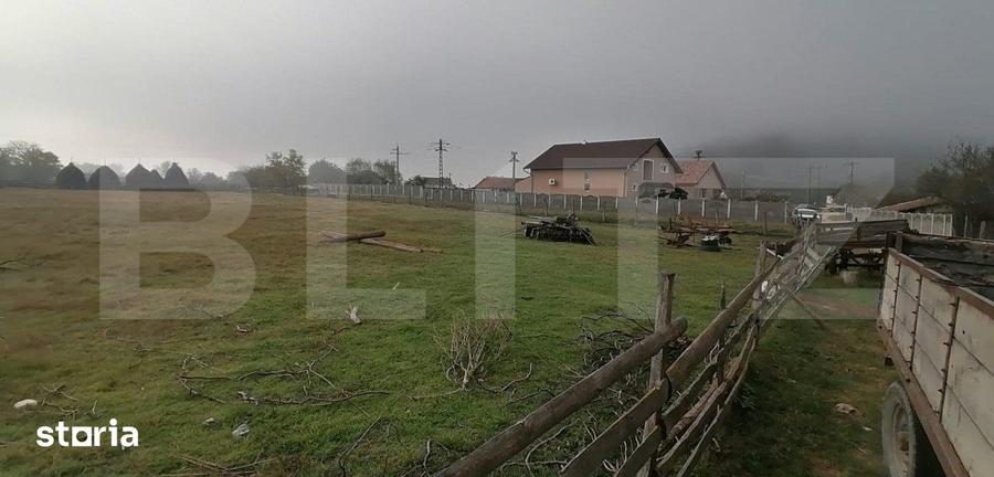 Teren de 3300 mp, în Vințu de Jos