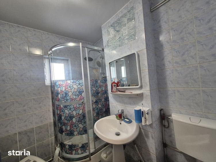 Apartament cu 3 camere în Canta