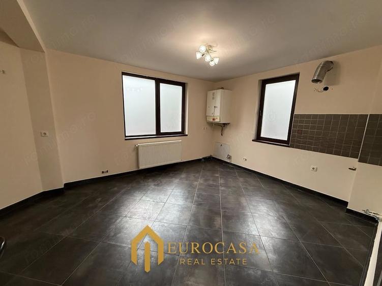 Casă cu 4 camere cu Teren 860 Mp în Exterior Vest