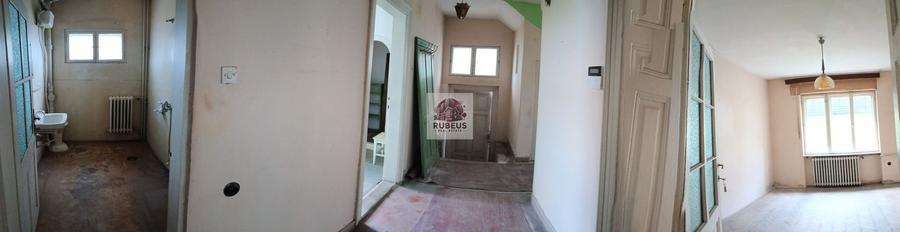 Casă cu 6 camere cu Canalizare în Sud