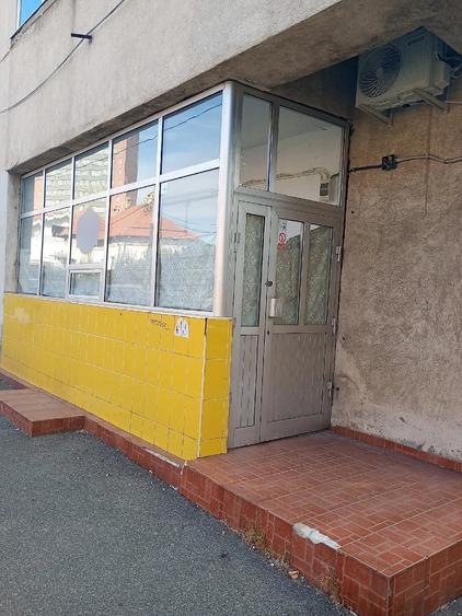 Spațiu comercial, de 10 mp, în Traian