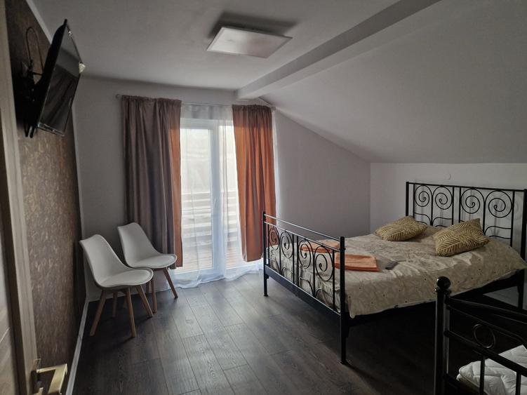 Casă cu 4 camere cu Teren 600 Mp în Central