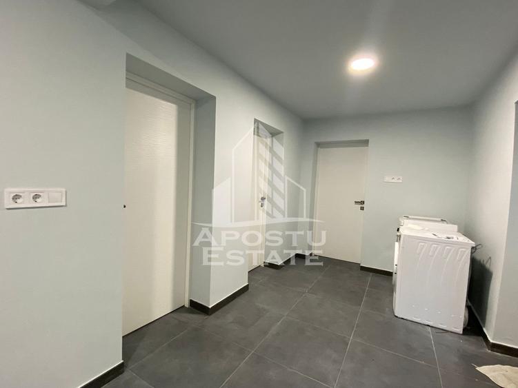Casă individuală cu 4 camere cu Canalizare în Exterior Vest