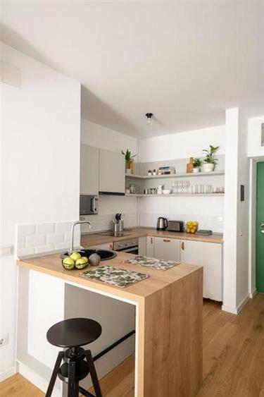 Apartament cu 2 camere semidecomandat, mobilat în Aviației