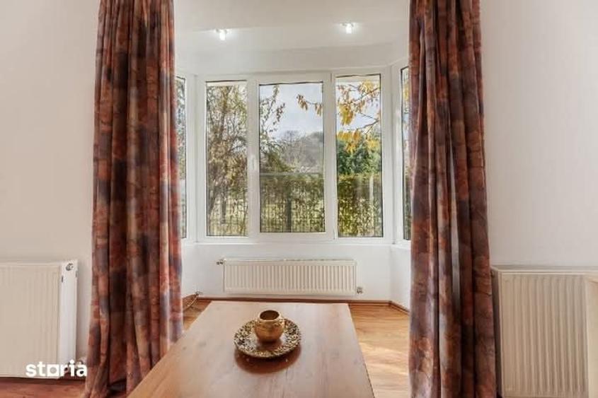 Casă cu 6 camere cu Teren 567 Mp în Central