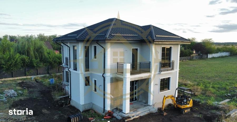 Casă cu 5 camere cu Teren 500 Mp în Corbeanca