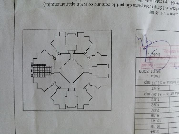Apartament cu 2 camere decomandat în Est