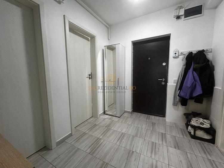 Apartament cu 2 camere decomandat în Apărătorii Patriei