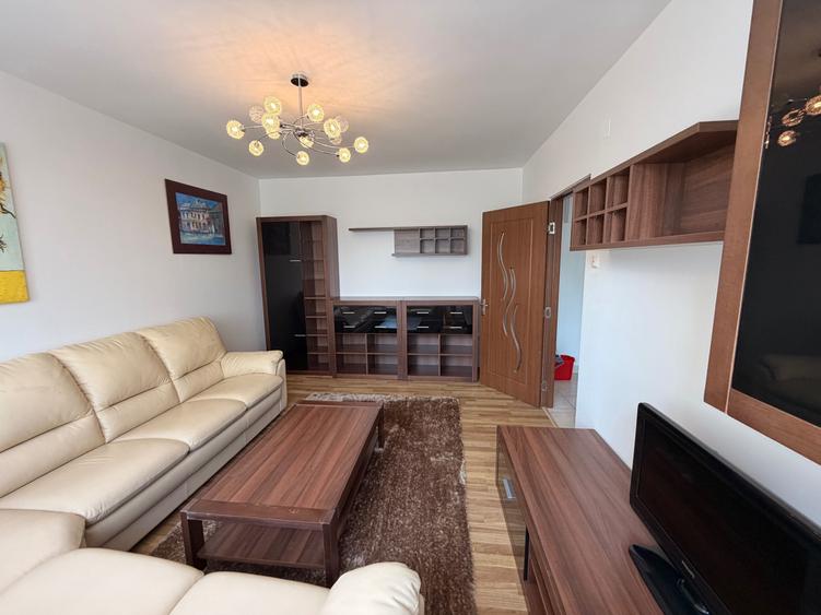 Apartament cu 2 camere decomandat în Ultracentral