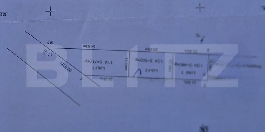 Teren Construcții intravilan de 717 mp, în Cernele