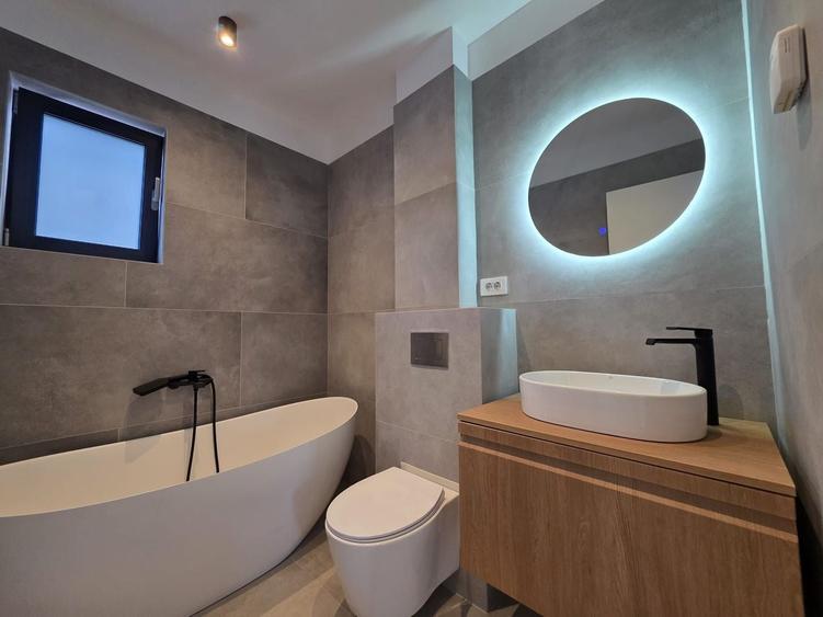 Apartament cu 3 camere decomandat în Iancu Nicolae — fotografia 3
