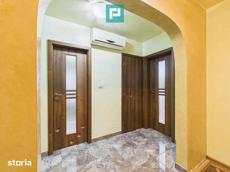 Apartament cu 4 camere decomandat în Aurel Vlaicu