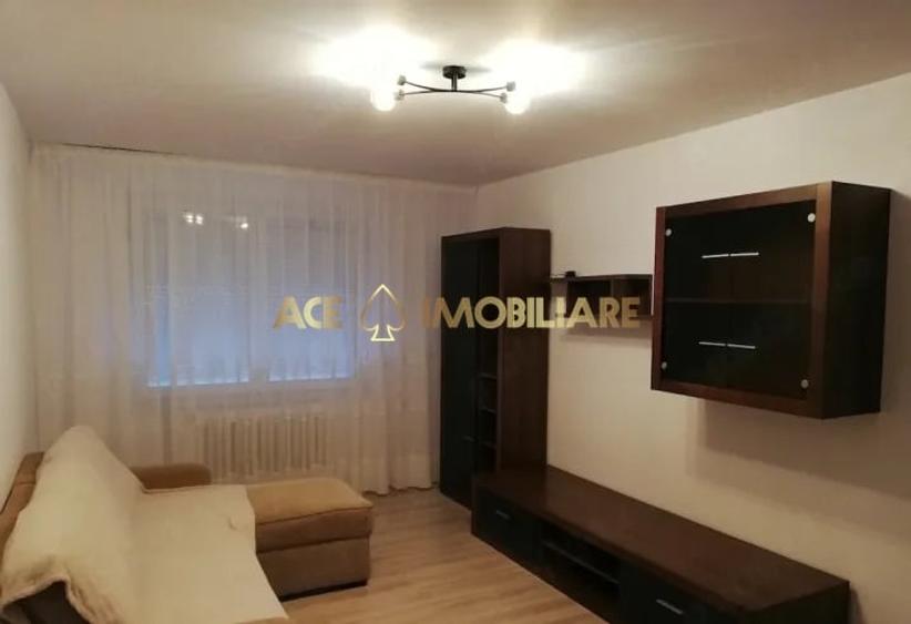 Apartament cu 2 camere decomandat, mobilat în Sălăjan