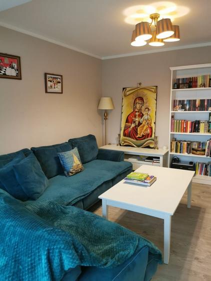 Apartament cu 3 camere decomandat în Traian