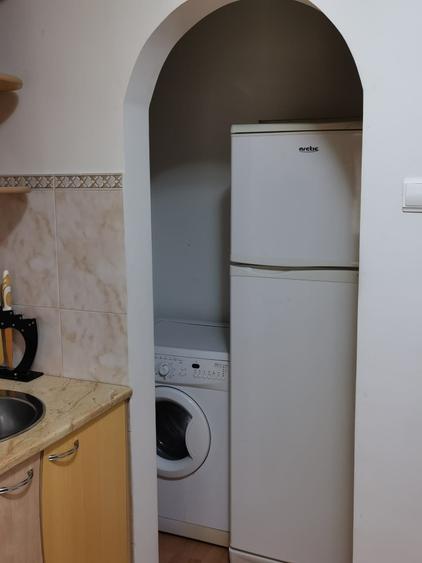 Apartament cu 2 camere decomandat în Exterior Vest