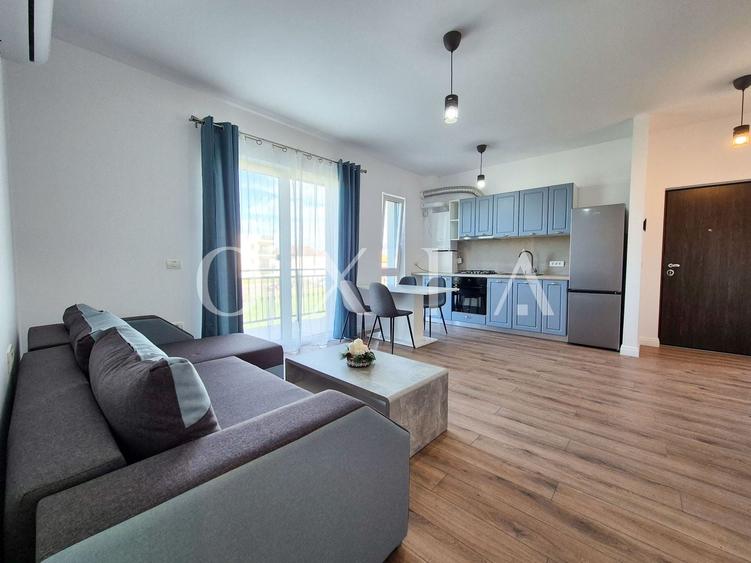Apartament cu 2 camere semidecomandat, mobilat în Giroc
