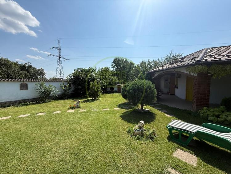 Casă individuală cu 6 camere cu Canalizare în Mogoșești