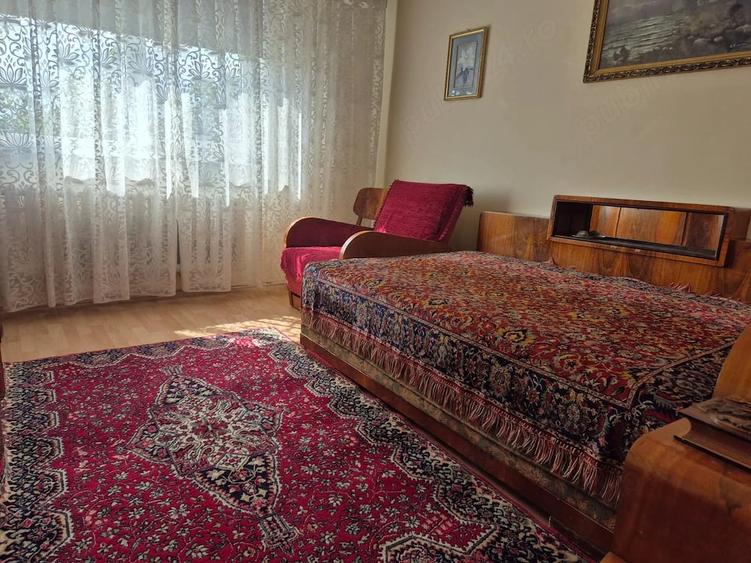 Apartament cu 2 camere decomandat în Boema