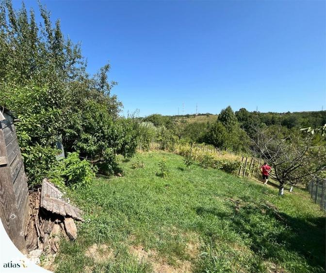 Casă cu 2 camere cu Teren 1248 Mp în Păun