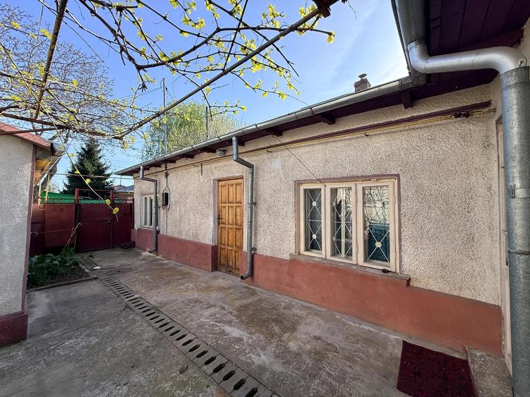 Casă individuală cu 2 camere cu Canalizare în Nord