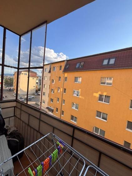 Apartament cu 2 camere decomandat în Turnișor